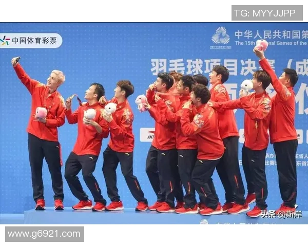 南京羽毛球队在总决赛中以62分稳居积分榜首位展现强劲实力
